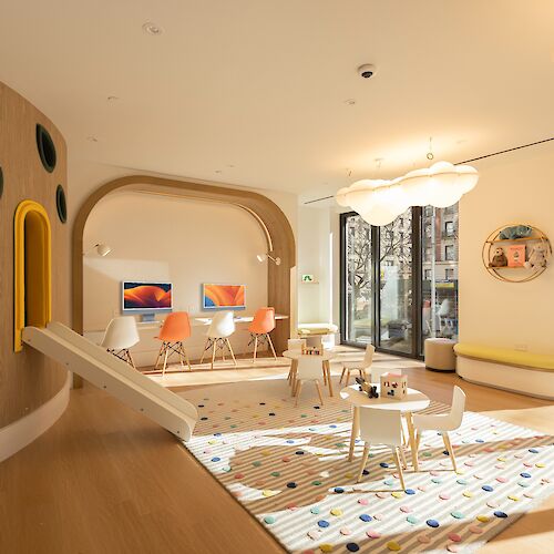 KID&#039;S PLAYROOM